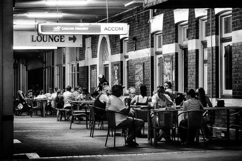 Junee Hotel | Discover Junee Hotel: Family-Friendly with Pool & Dining