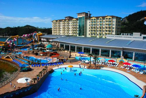 Naju Resort | Discover Jungheung Gold Spa & Resort with Family-Friendly Amenities
