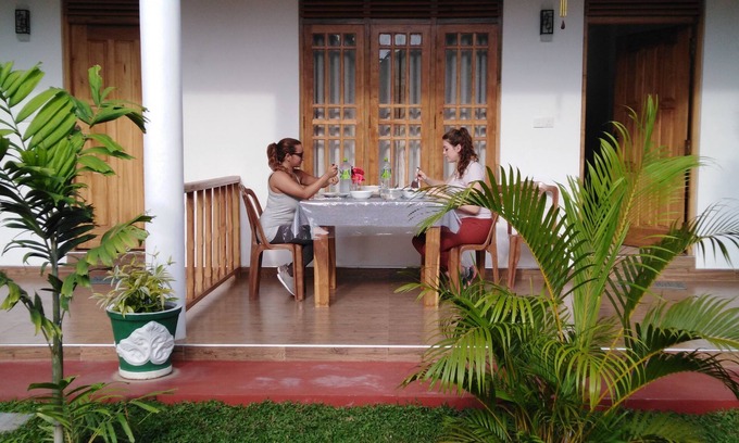 Polonnaruwa House | Relaxing Jungle View Guest with Spa & Breakfast Included