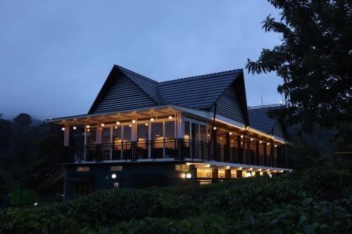 Thavinhal Resort | Discover Jungle View Resort: Pet-Friendly Getaway Awaits