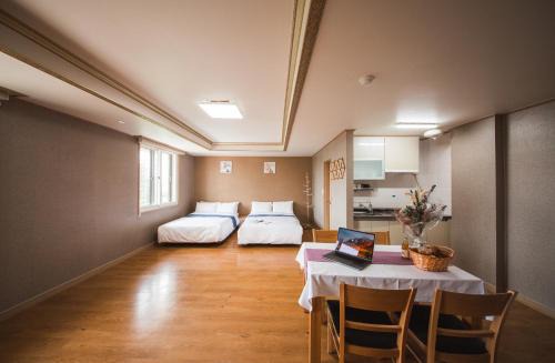 Jungmun Resort | Discover Jungmun Resort Jeju with Oceanfront Views