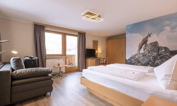 Achenkirch Apartment | Discover the Comfort of Junior Suite at S'acherl Hotel