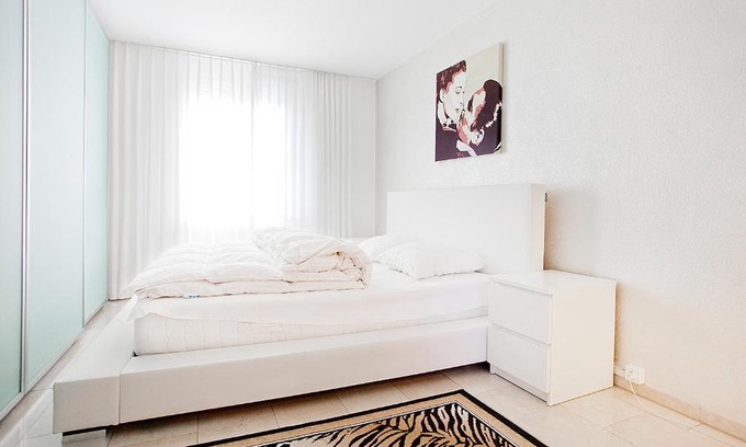 Sihlfeld Apartment | Family-Friendly Junior Suite Apartment by Livingdowntown