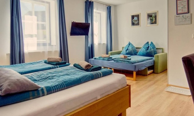 Stadl-Predlitz House | Cozy Junior Suite with Spa and Hot Tub at Postwirt Inn