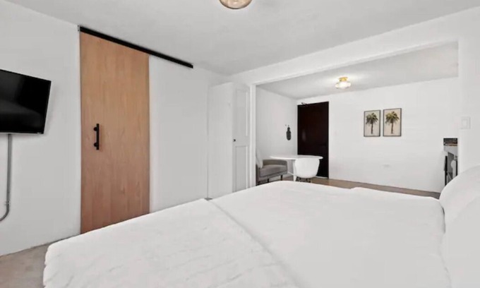 Santurce Apartment | Best Junior Suite Near Loiza Street & Beautiful Beaches