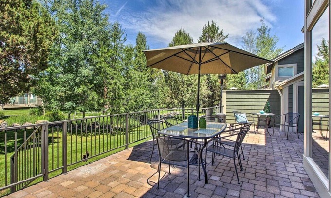 Redmond House | Escape to Juniper Creek Inn - Top-Rated Home by the Creek