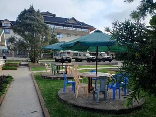 Muiga Hotel | Experience Juniper Green Gardens Resort: Pet-Friendly Retreat
