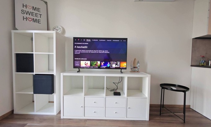 Kecskemet Apartment | Juniper Studio near supermarkets