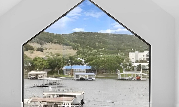 Graford House | Idyllic Deepwater Cove: Pool, Spa & Scenic Views Await