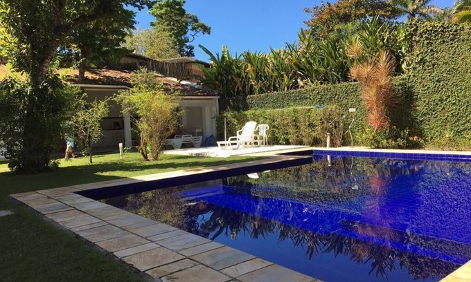 Juquehy House | Relaxing Retreat at Juquehy Beach with Oceanfront Suites