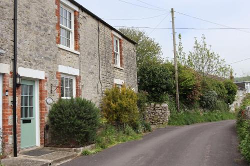 Portesham House | Family-Friendly Jurassic Cottage with Pet Accommodations