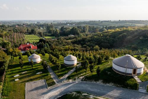 Sandomierz Other | Pet-Friendly Getaway at Jurta Rokitek61 - Guest Rated 9.8