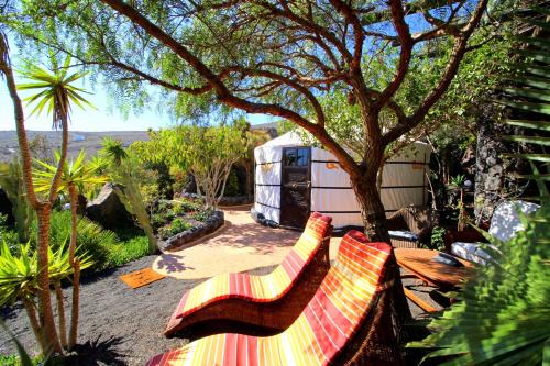 La Asomada Apartment | Discover Casa Jurte: Oceanfront Retreat with Private Pool