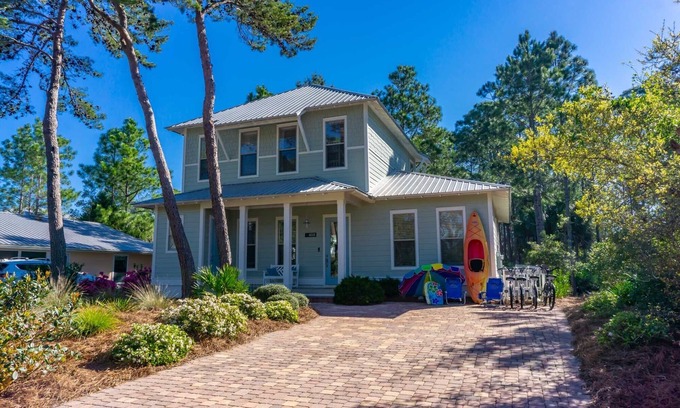 WaterSound West Beach House | Walk to Lake and Beach: Guest Rated 10/10 with Ocean Views!