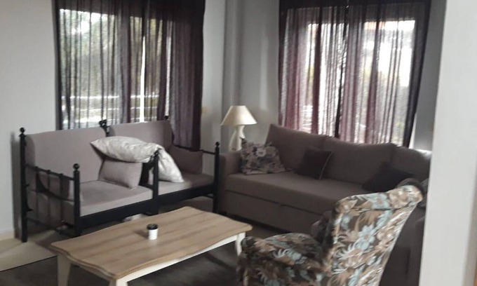 Yalikavak City Center House | Idyllic Villa with Private Pool Near Palmarina Yalıkavak
