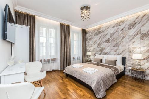 Wroclaw Old Town Apartment | Top-Rated Family Haven at Just In Rynek Garncarskie 10