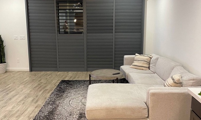 Laveen House | Conveniently Located Near the Stadium with Great Amenities