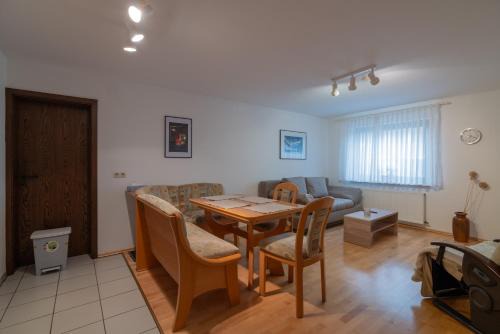 Niedershausen Apartment | Family-Friendly Stay at Juttis Bude with Wheelchair Access
