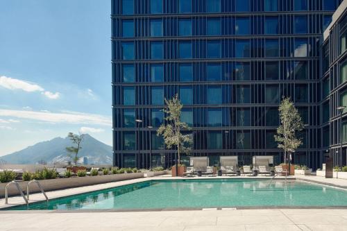 San Pedro Garza Garcia Hotel | Elegant JW Marriott Hotel Monterrey Valle with Ocean Views