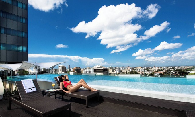 Yolanda Morales Hotel | Elegant JW Marriott Hotel Santo Domingo with Pool & Spa