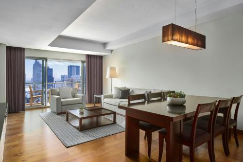 Ben Nghe Hotel | Exclusive InterContinental Residences Saigon - 5-Star Retreat