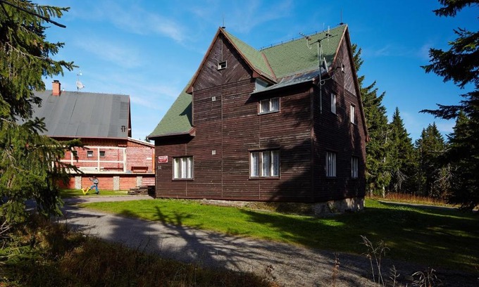 Janske Lazne Cabin | Discover Kábrtova Bouda: 9/10 Guest Rated Retreat