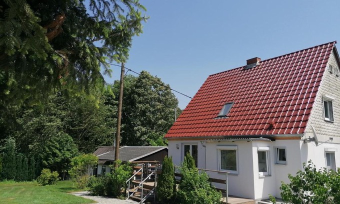 Reinhardtsdorf-Schoena House | Experience Käthes Sommerhaus: Pet-Friendly Family Retreat