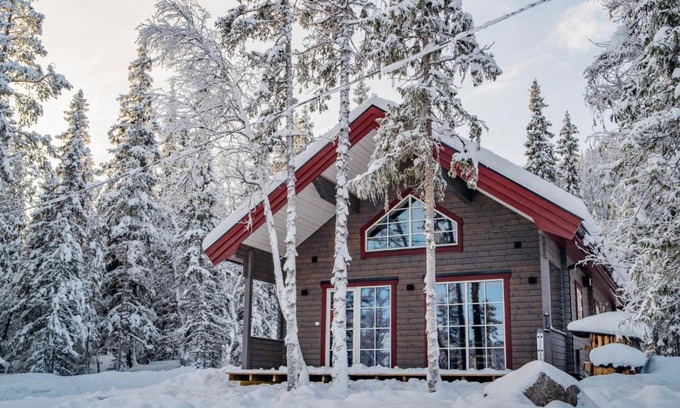Funasdalen House | Experience Kåvanstugan Funäsdalen: 4-Star Family Retreat