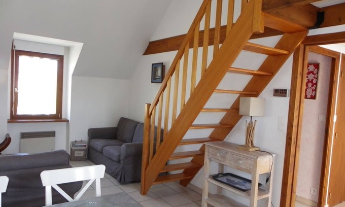 Penmarch Apartment | Family-Friendly Kérity Port: Steps to the Beach!