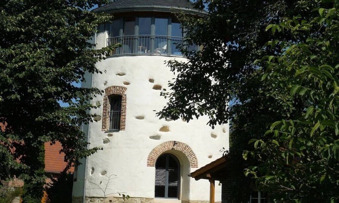 Konigshain House | Experience Königshain Windmühlenhof: Family-Friendly Retreat