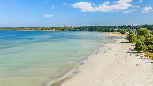 Kopingsvik Resort | Discover Köpingbaden Camping & Stugor with Oceanfront Views