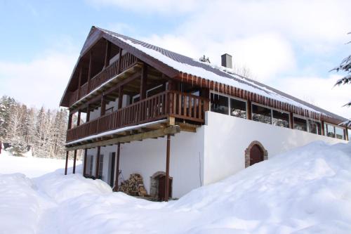 Nupli House | Discover Küljemäe Puhkemaja: Pet Friendly with Ocean Views