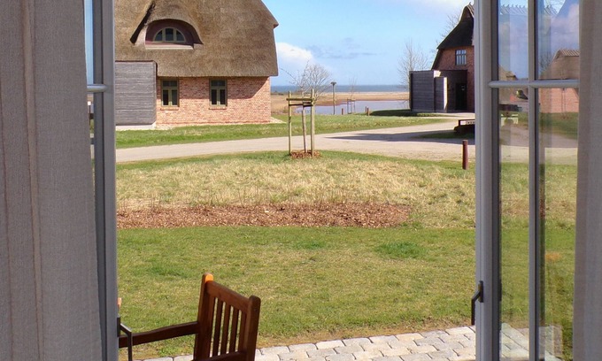 Nieby House | Enjoy Breathtaking Views at Künstlerkate Wildpferd