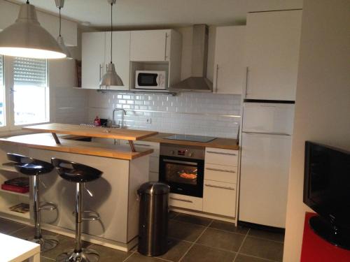 Aulnay-sous-Bois Apartment | Family-Friendly K&A Apartment with 9.2/10 Guest Rating