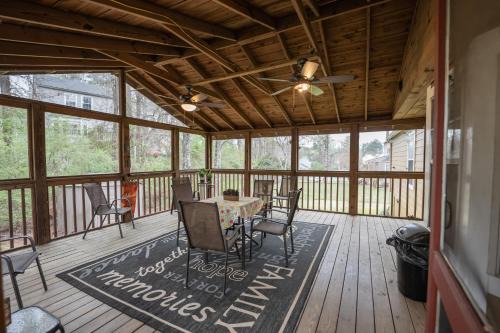 Lithonia House | Pet-Friendly Mountain View GetAway - 4-Star Guest Rated 10/10