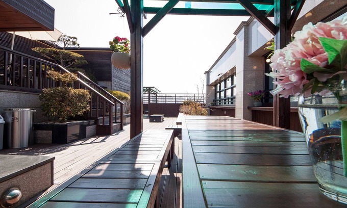 Wangsimniil-tong House | Eco-Friendly K-Grand Hostel Dongdaemun with Breakfast Included