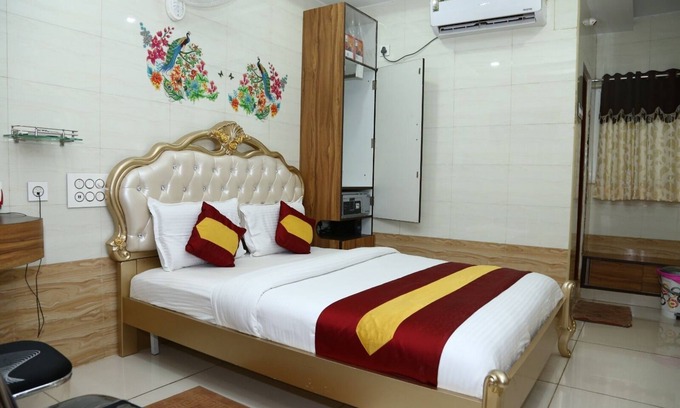 Gannavaram Hotel | Budget-Friendly K N Gupta Residency with Family Amenities