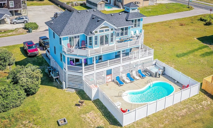 Nags Head Hotel | Ocean View Escape: K1116 with Pool, Hot Tub & Fire Pit