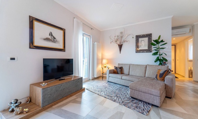 Nesso Apartment | Discover Ka d'Oro Deluxe: Guest Rated 9.8 with Lake Views