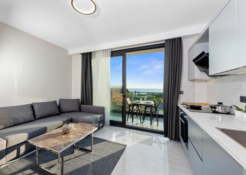 Cesme Hotel | Discover Kadagan Suites Ayasaran: Oceanfront Bliss Awaits