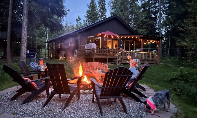 Bigfork House | Top-Rated Kades Cabin on Piper Creek: Family & Pet Friendly