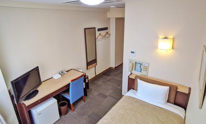 Kadoma Hotel | Budget-Friendly Stays at Kadoma Public Hotel