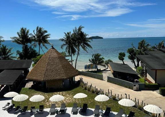 Ko Chang Resort | Experience Kai Bae Beach Resort: Oceanfront Bliss Awaits