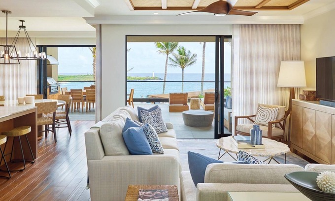 Foster Village Condo | Kaiholo 3-Bdrm Den Oceanfront,Spacious Residence,Stunning Ocean, Mountain Views