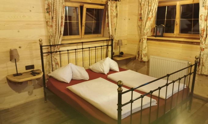 Ebbs House | Comfortable Kaiserhaus Harald Astner Studio with Spa & Breakfast