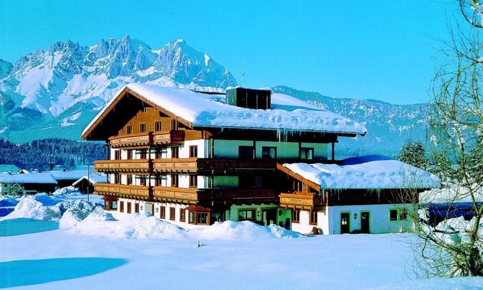 Oberndorf in Tirol Hotel | Discover Kaiserhotel Kitzbühler Alpen with Pool & Spa