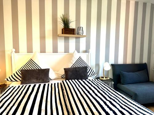 Groemitz Apartment | Discover Kajüte 11 Grömitz: Pet-Friendly Oceanfront Escape