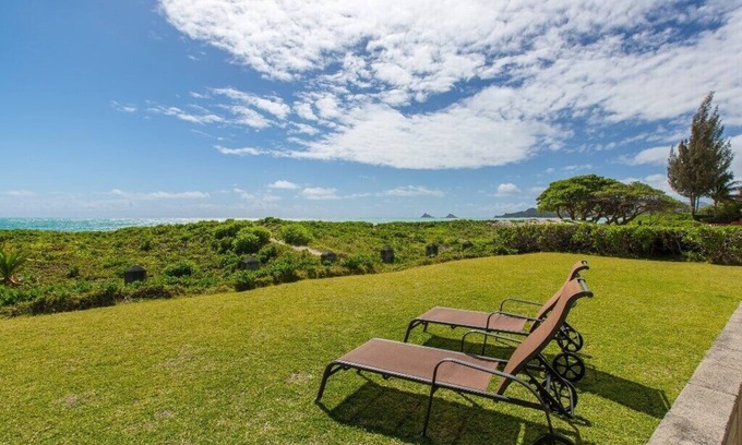 Kalama Tract House | Beachfront Bliss at Kakela Kai - Guest Rated 10/10