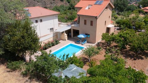 Kakopetria Villa | Family-Friendly Kakopetria's Holiday House with Pool