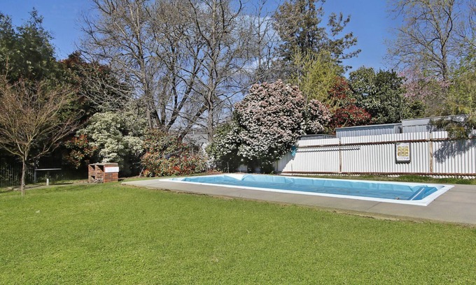 Bright Apartment | Discover Kalamunda 6 - Ideal Stay on the Rail Trail